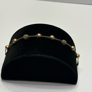 Women’s Light Gold Tone Faux Pearl with Rhinestone Balls Bracelet 7.5”